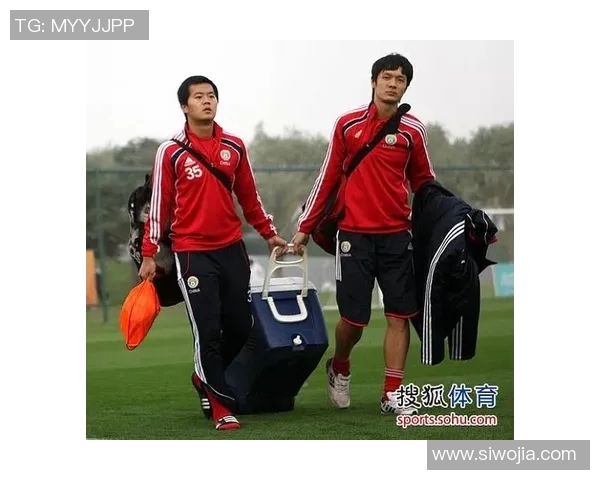 仁川凤凰迎战光州FC展现激烈对抗与精彩瞬间的足球盛宴